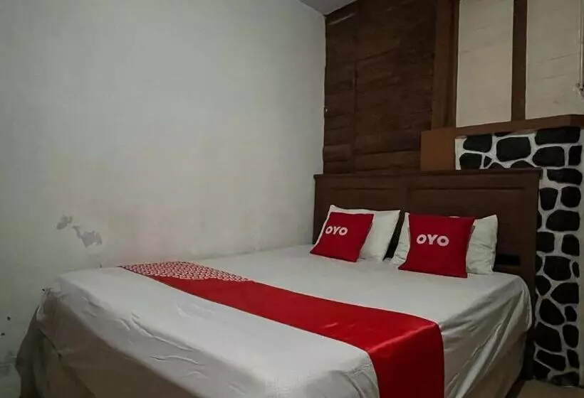 Hotelli Oyo 93277 Villa Kemiloko Syariah