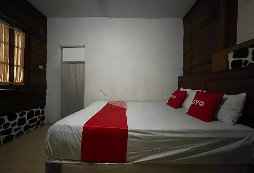 Hotelli Oyo 93277 Villa Kemiloko Syariah