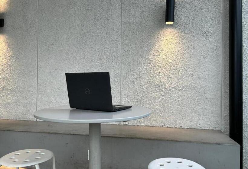 酒店 Oyo 93277 Villa Kemiloko Syariah