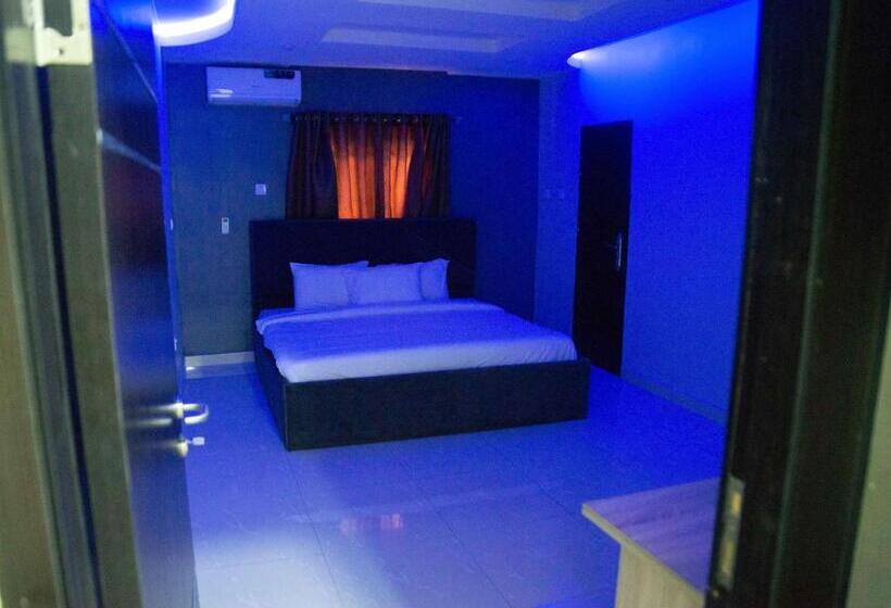 هتل The Empire Boutique