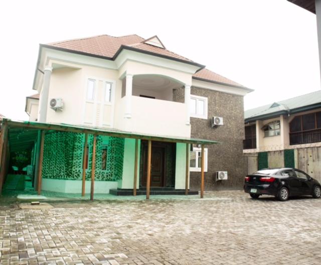 هتل The Empire Boutique