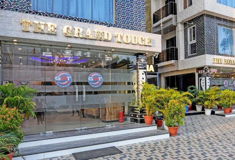 هتل Townhouse The Grand Touch & The Royal Touch