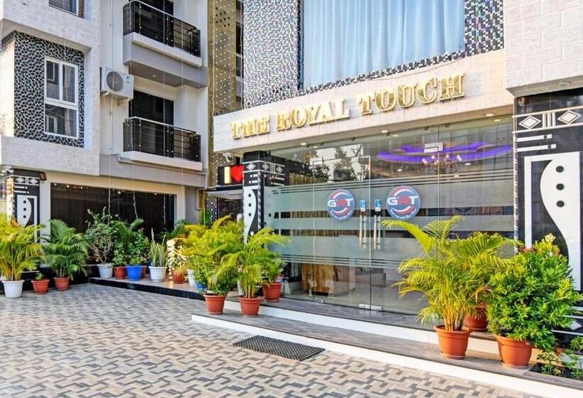 هتل Townhouse The Grand Touch & The Royal Touch