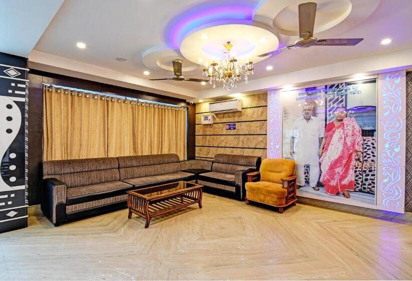 هتل Townhouse The Grand Touch & The Royal Touch