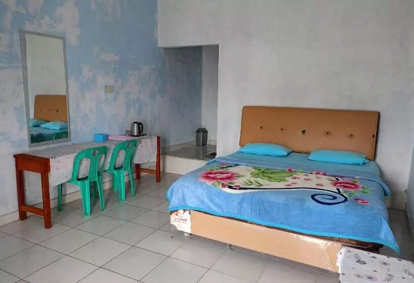 Oyo 93241 Hotel Puri Azzura Danau Ranau