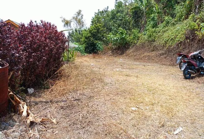 Oyo 93241 Hotel Puri Azzura Danau Ranau