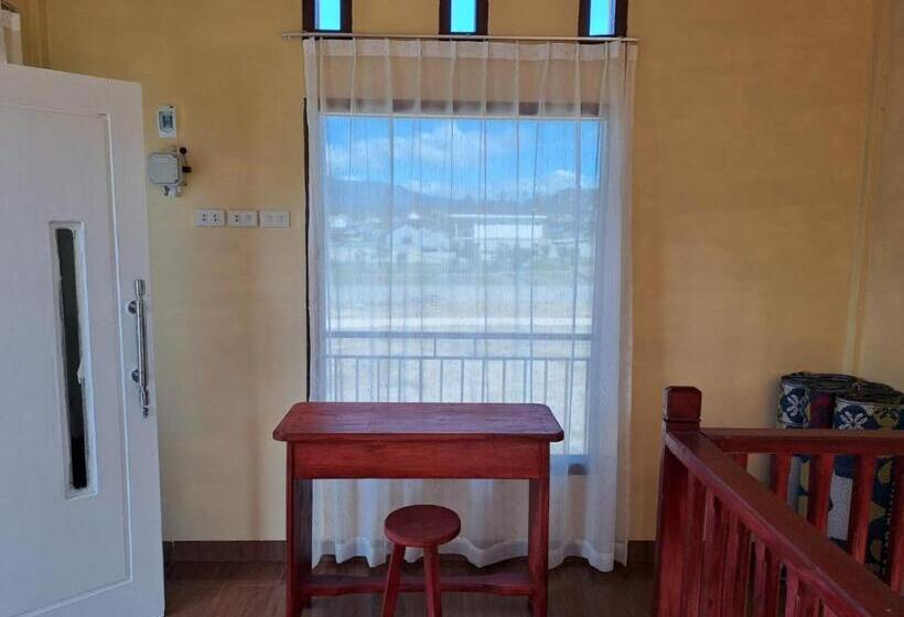 Oyo 93241 Hotel Puri Azzura Danau Ranau