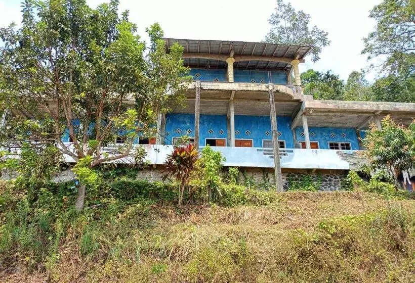 Oyo 93241 Hotel Puri Azzura Danau Ranau