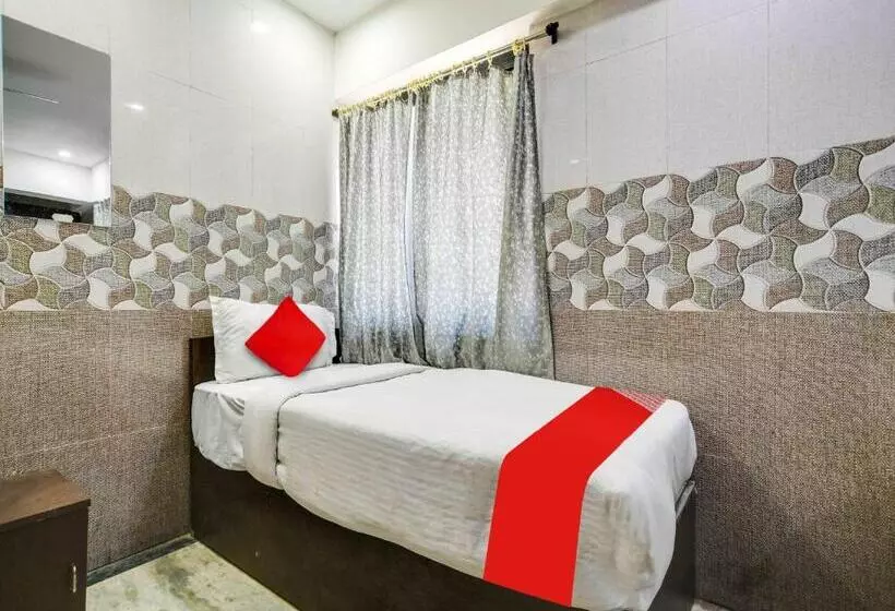 Oyo Hotel Sheel Mala