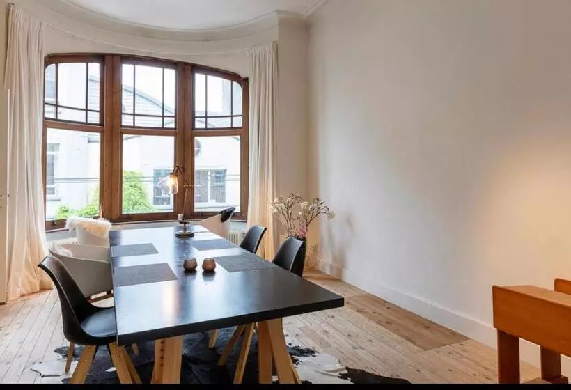 پانسیون Bohemian City Loft