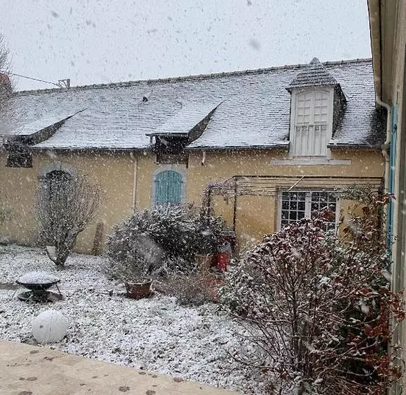 Majatalo Chambre D Hôte 1787 : Les Terrasses Des Pyrénées