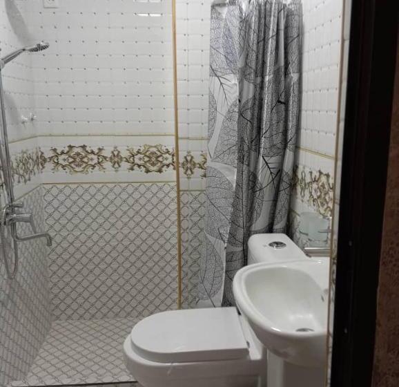 ペンション Daniyar Guest House