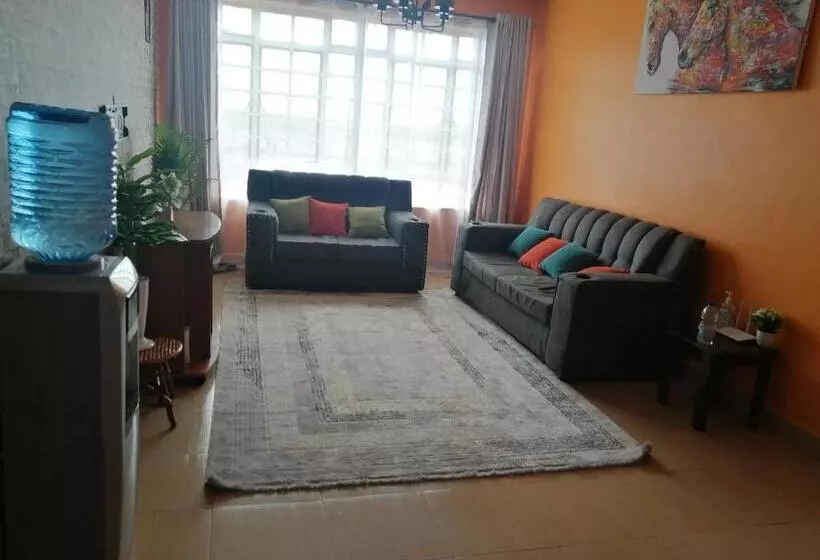 پانسیون Fabella Accomodation