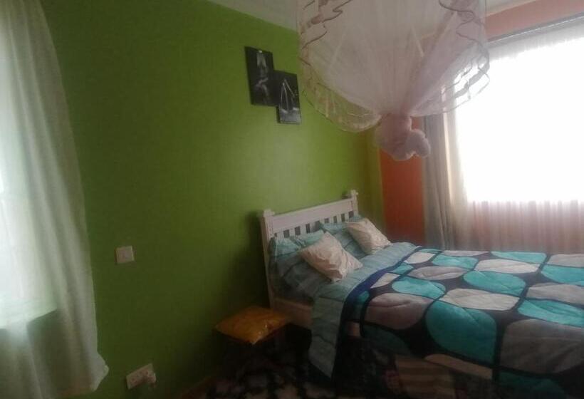 پانسیون Fabella Accomodation