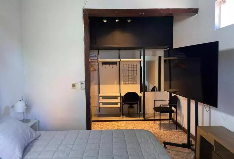 پانسیون Habitación Privada Con Terraza Y Wifi Rápido En El Centro