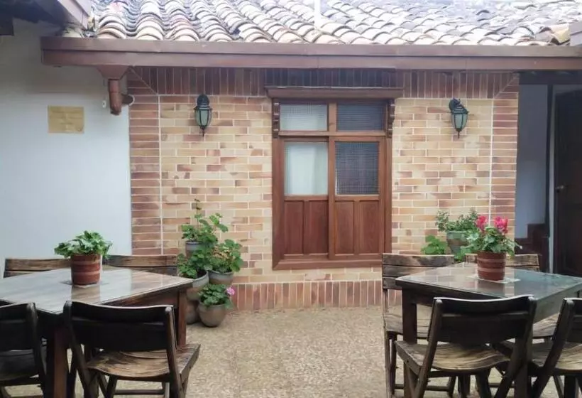 ペンション Hostal La Batea
