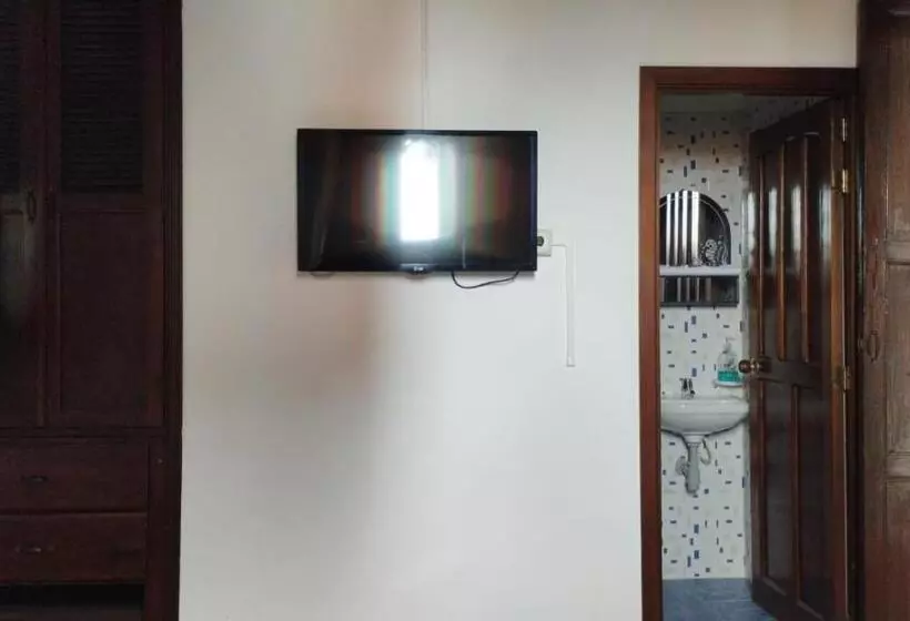 ペンション Hostal La Batea