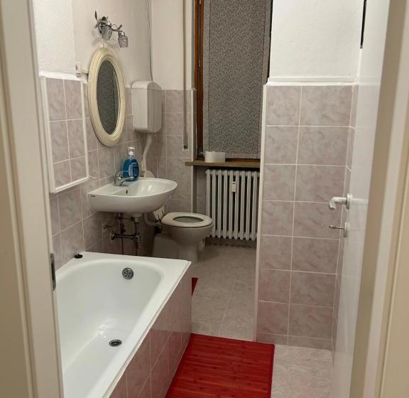 پانسیون Locazione Turistica Forever