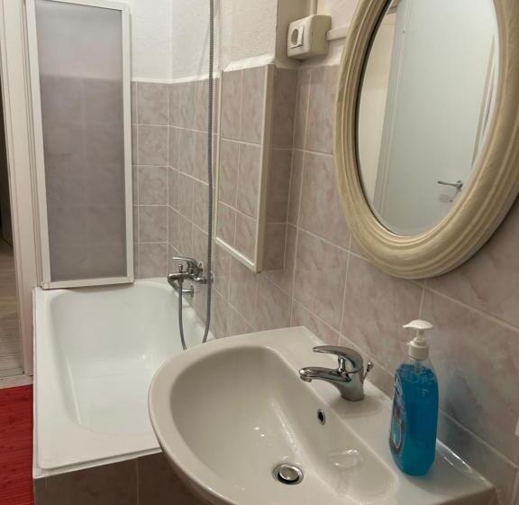 پانسیون Locazione Turistica Forever