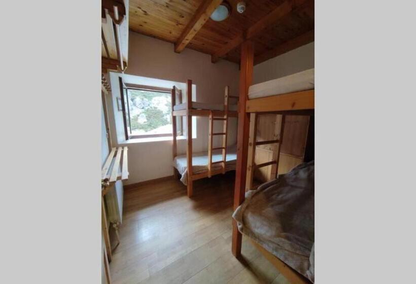 Albergue Las Escuelas