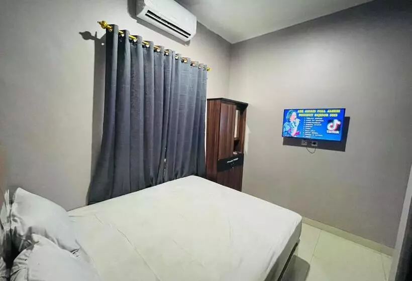 Hostel Ss Deluxe Room