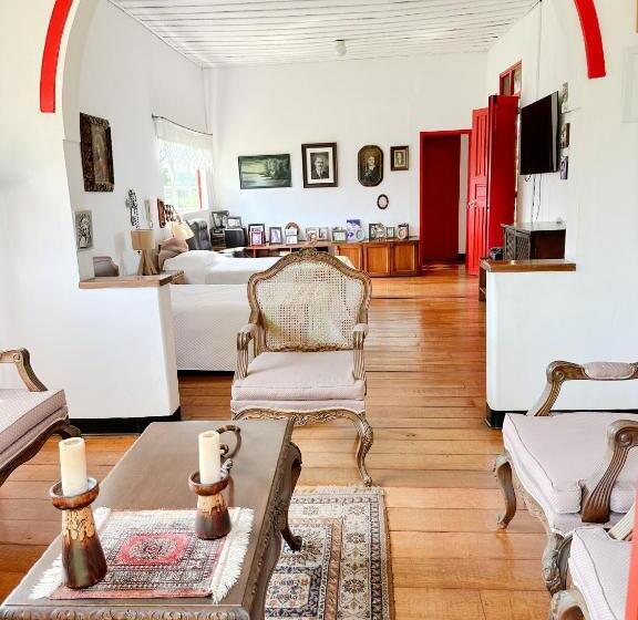 住宿加早餐  Finca Hotel Hacienda Bruselas