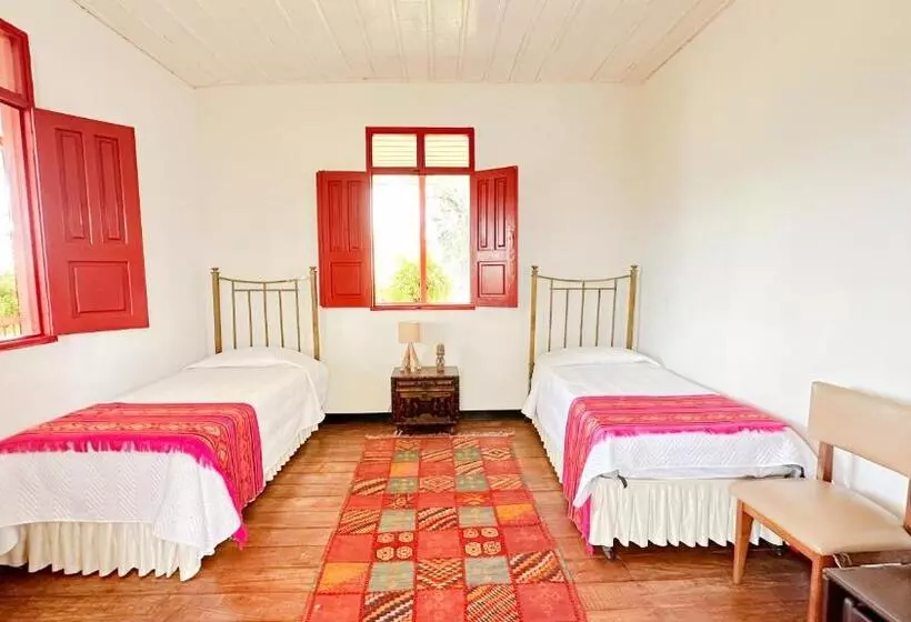 Aamiaismajoitus (B&B) Finca Hotel Hacienda Bruselas