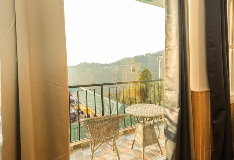 تختخواب و صبحانه Himalayan Suite