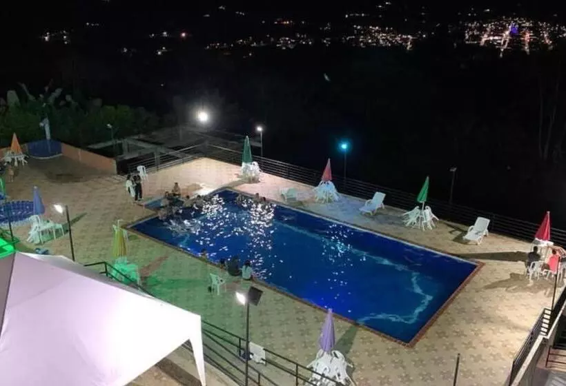 Hotelli Buen Vivir Restrepo A 30 Minutos Lago Calima