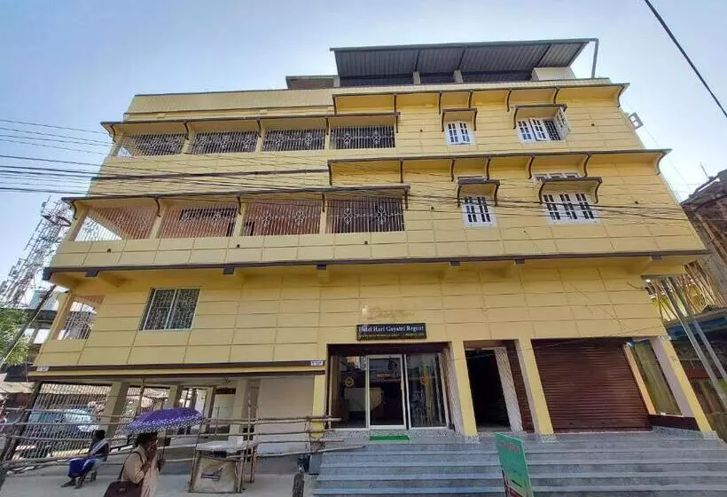 ホテル Hari Gayatri Regent