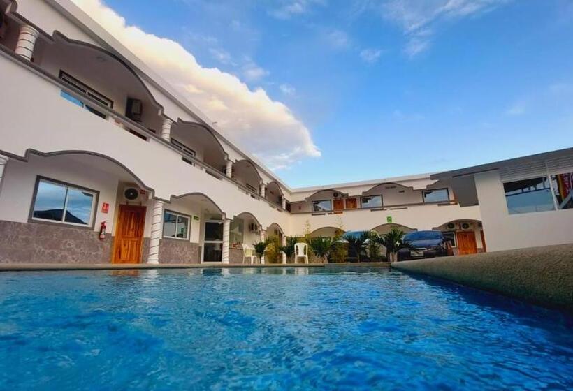 호텔 Hostal Amelia De La Rosa