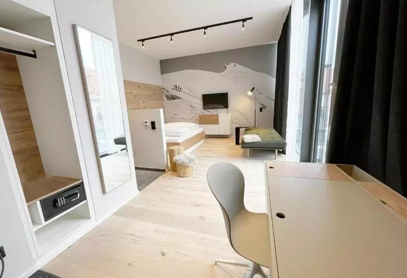 Hotelli Mariandl Am Berg