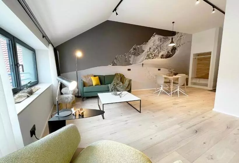 Hotelli Mariandl Am Berg