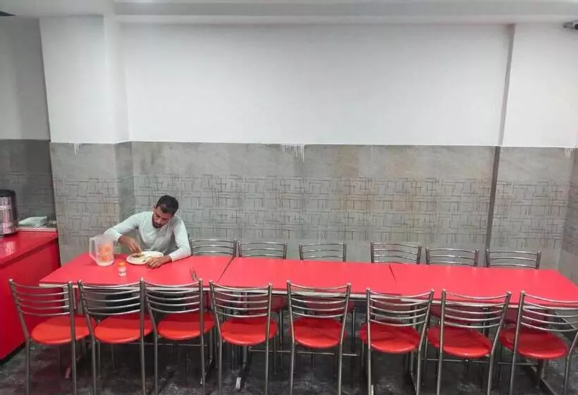 ホテル Jp International, Katra