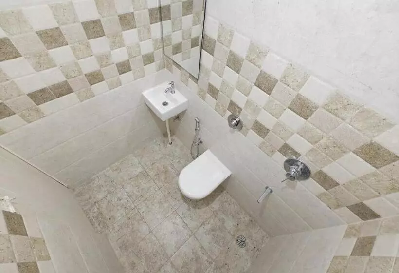 Hotelli Nisarga Resort