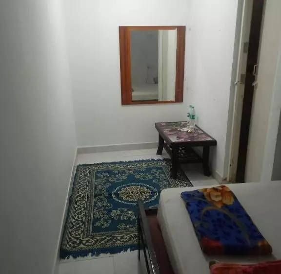 Hotelli Nisarga Resort