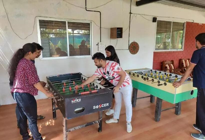 Hotelli Nisarga Resort