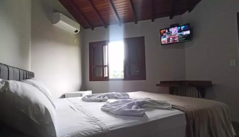 هتل Pousada E Camping Recanto Da Praia