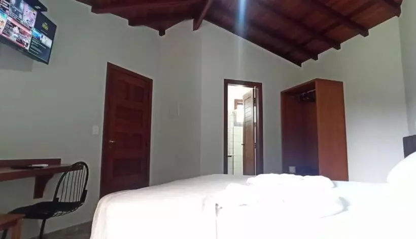 هتل Pousada E Camping Recanto Da Praia