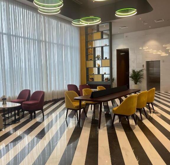 호텔 Ramada Encore By Wyndham Amritsar Airport