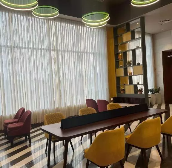 Hotelli Ramada Encore By Wyndham Amritsar Airport