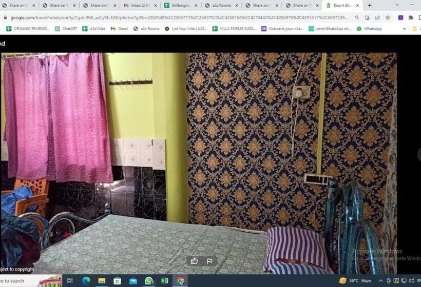 Hotel Resort Abode Blue