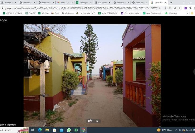 Hotel Resort Abode Blue