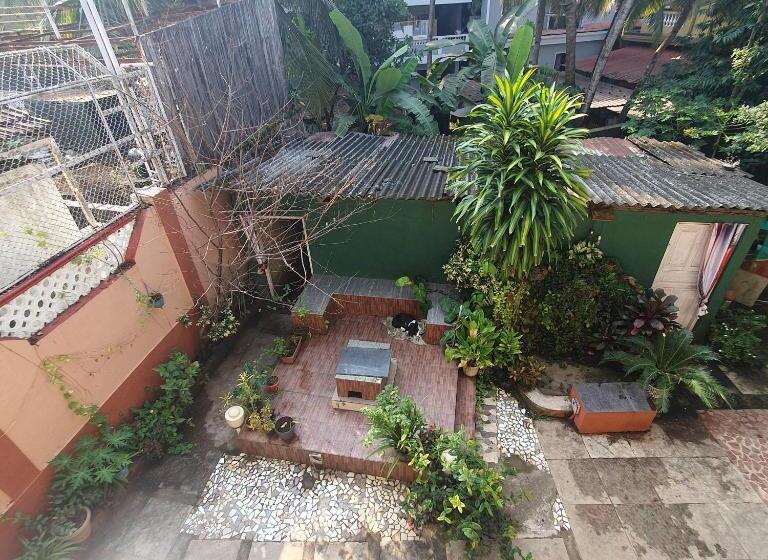 Pensão Fernandes Homestay Apartment Near The Beach Feliz