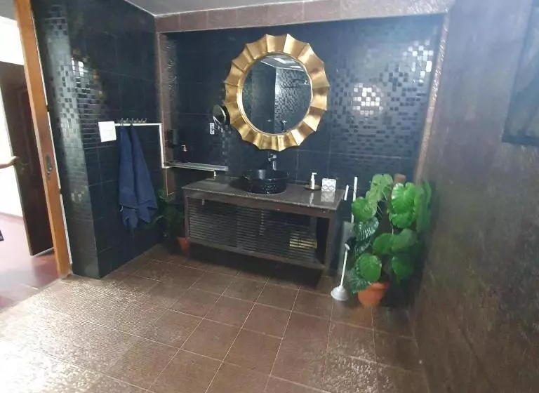 ペンション Fernandes Homestay  Apartment Near The Beach  Feliz