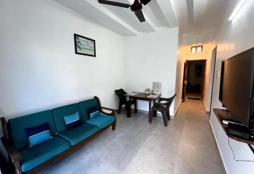 ペンション Fernandes Homestay  Apartment Near The Beach  Feliz
