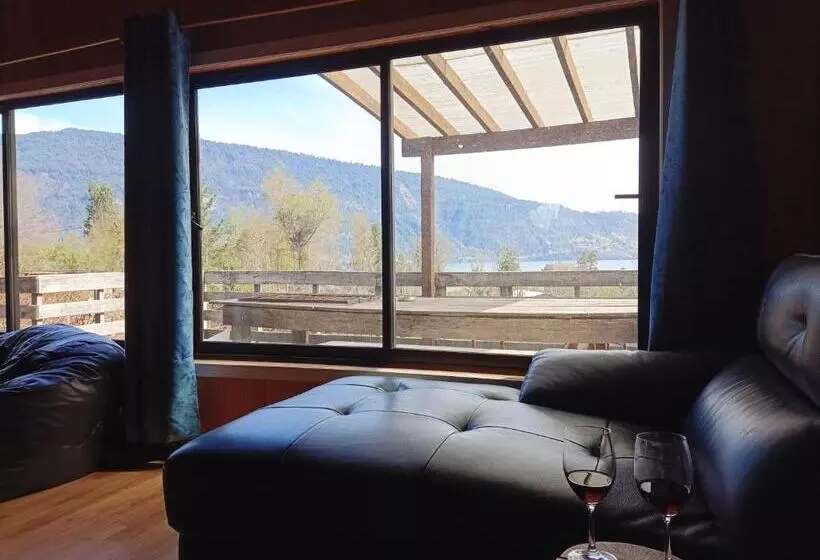 Majatalo Hostel Calafquen Coñaripe