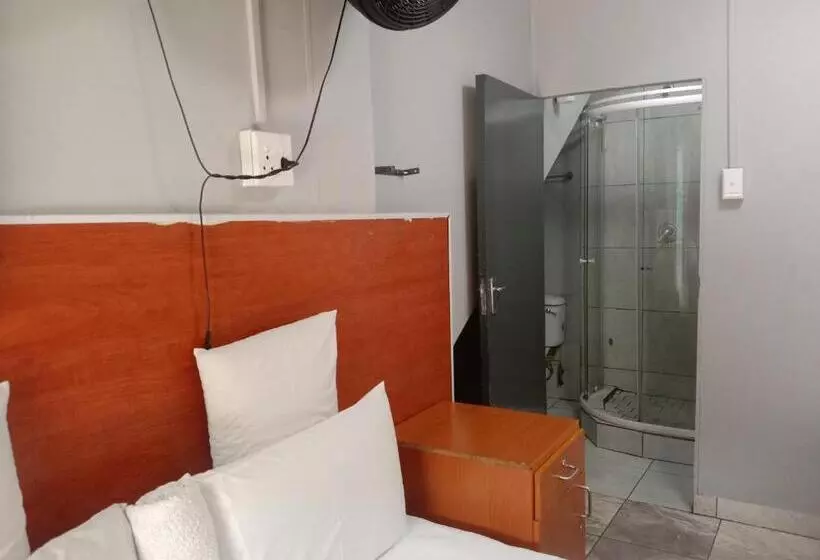 پانسیون Silent Night Guest House Sunnyside Pretoria