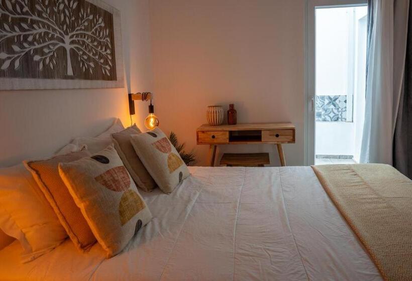 پانسیون Tavira Nomad Guesthouse