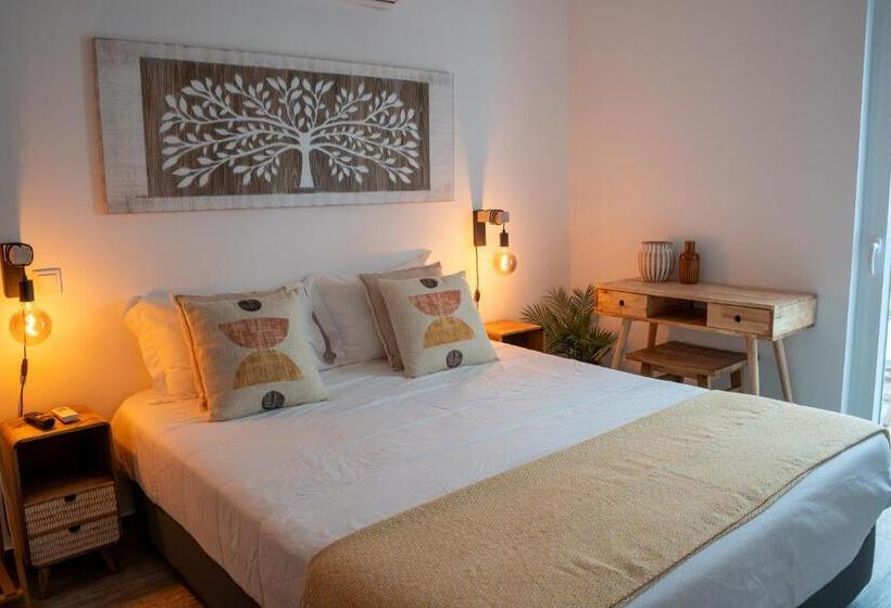 پانسیون Tavira Nomad Guesthouse